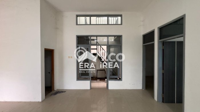 Rumah Modern Cantik 3 KT Bisa Langsung Pindah di Solo Baru Rumah Modern Cantik 3 KT Bisa Langsung Pindah di Solo Baru