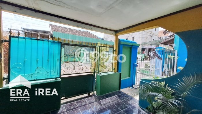 Rumah Strategis Modern Lb 200m2 di Jebres, Solo Rumah Strategis Modern Lb 200m2 di Jebres, Solo