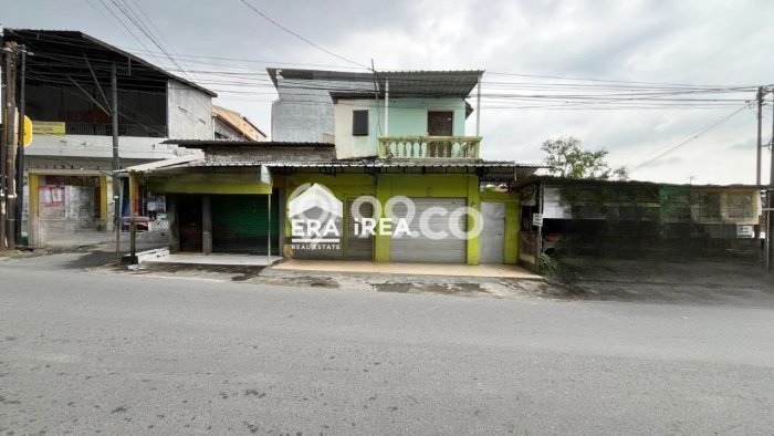 Komersial Disewakan di Area Ramai Jebres, Solo Komersial Disewakan di Area Ramai Jebres, Solo