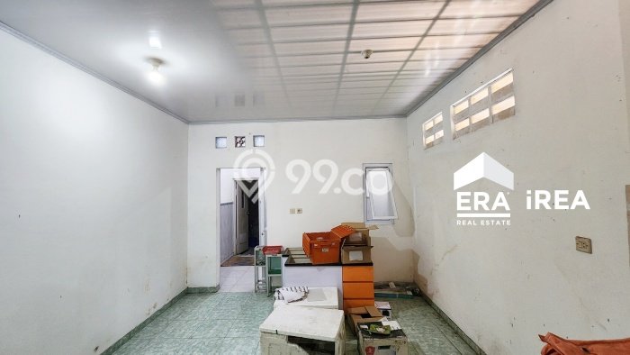Komersial disewakan lokasi strategis Banjarsari Solo 86m2 Komersial disewakan lokasi strategis Banjarsari Solo 86m2