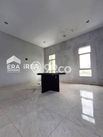 Ruko Disewakan Cepat di Banjarsari Solo LB 180m2 Ruko Disewakan Cepat di Banjarsari Solo LB 180m2