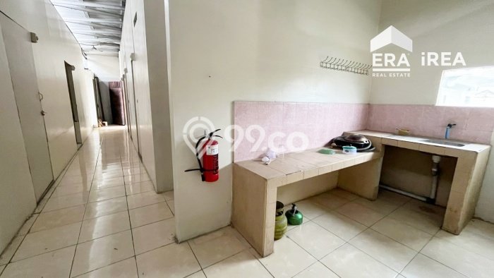 Kost Dijual Lokasi Jebres, Solo, Spesifikasi 24 Kamar Tidur dan Luas 350m2 Kost Dijual Lokasi Jebres, Solo, Spesifikasi 24 Kamar Tidur dan Luas 350m2