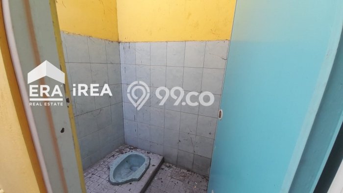 Unit Komersial Dijual di Colomadu Solo Luas Bangunan 100m2 Unit Komersial Dijual di Colomadu Solo Luas Bangunan 100m2