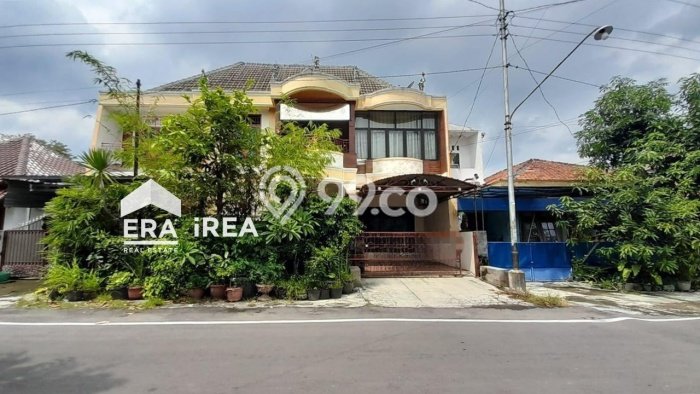 For Sale Rumah 4 Kamar Lokasi Ideal Nyaman dan Strategis di Banjarsari For Sale Rumah 4 Kamar Lokasi Ideal Nyaman dan Strategis di Banjarsari