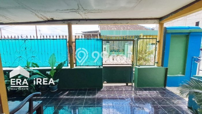 Rumah Strategis Modern Lb 200m2 di Jebres, Solo Rumah Strategis Modern Lb 200m2 di Jebres, Solo