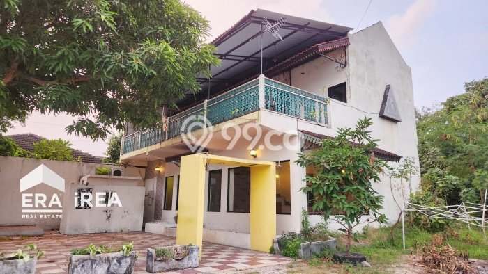 Jual Rumah Bagus Siap Huni LB 182m2 di Banjarsari, Solo Jual Rumah Bagus Siap Huni LB 182m2 di Banjarsari, Solo