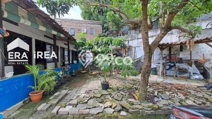 Rumah Strategis Modern Lb 200m2 di Jebres, Solo Rumah Strategis Modern Lb 200m2 di Jebres, Solo