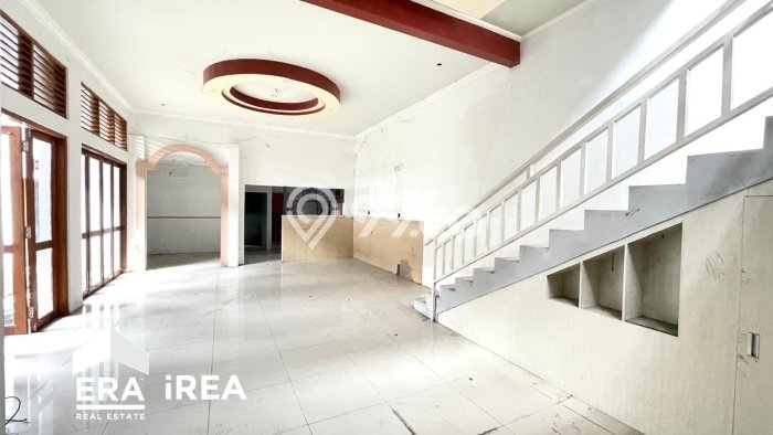 Rumah Strategis Modern Lb 250m2 di Juwiring, Klaten Rumah Strategis Modern Lb 250m2 di Juwiring, Klaten