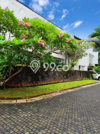 Rumah Elit Modern Tanpa Renovasi di Kemang Jakarta Selatan Rumah Elit Modern Tanpa Renovasi di Kemang Jakarta Selatan