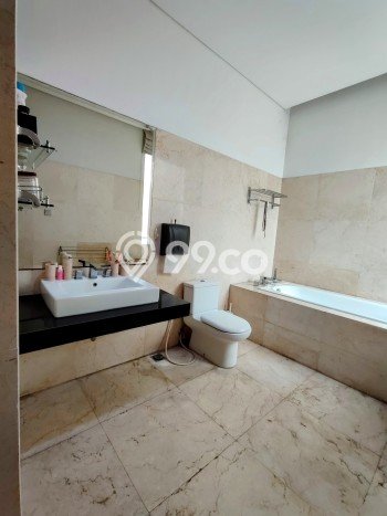 Rumah Elit Modern Tanpa Renovasi di Kemang Jakarta Selatan Rumah Elit Modern Tanpa Renovasi di Kemang Jakarta Selatan
