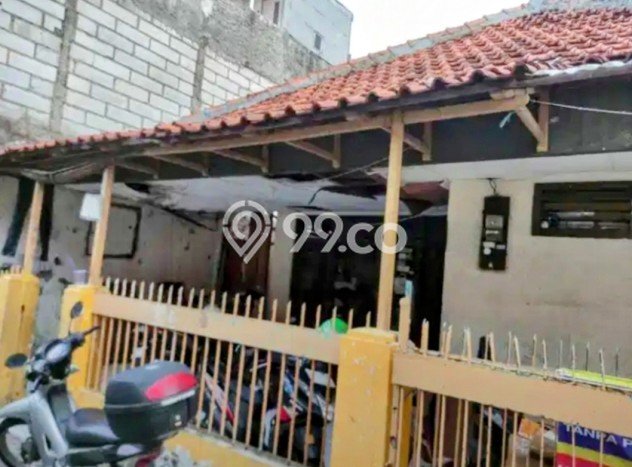 For Sale Rumah 7 Kamar Lokasi Ideal Nyaman dan Strategis di Tebet For Sale Rumah 7 Kamar Lokasi Ideal Nyaman dan Strategis di Tebet