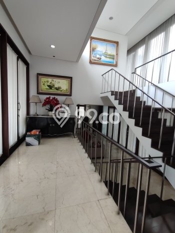 Rumah Elit Modern Tanpa Renovasi di Kemang Jakarta Selatan Rumah Elit Modern Tanpa Renovasi di Kemang Jakarta Selatan