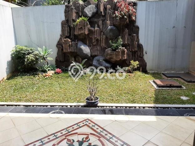 Hunian Elit LB 180m2 Siap Pakai Desain Elegan di Gading Serpong, Tangerang Hunian Elit LB 180m2 Siap Pakai Desain Elegan di Gading Serpong, Tangerang