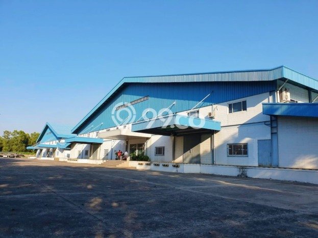 Unit Gudang Dijual di Cikampek Karawang Luas Tanah 34758m2, Luas Bangunan 19620m2 Unit Gudang Dijual di Cikampek Karawang Luas Tanah 34758m2, Luas Bangunan 19620m2