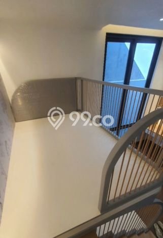 Rumah Luxury Modern Siap Huni di Meruya Jakarta Barat Rumah Luxury Modern Siap Huni di Meruya Jakarta Barat
