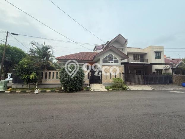 Lokasi strategis! Rumah siap pakai dikontrakkan di Serpong Utara LB 133m2 Lokasi strategis! Rumah siap pakai dikontrakkan di Serpong Utara LB 133m2