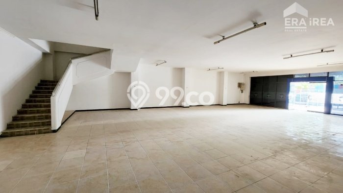 Komersial Disewakan Lokasi Banjarsari Surakarta Harga Spesial! Komersial Disewakan Lokasi Banjarsari Surakarta Harga Spesial!