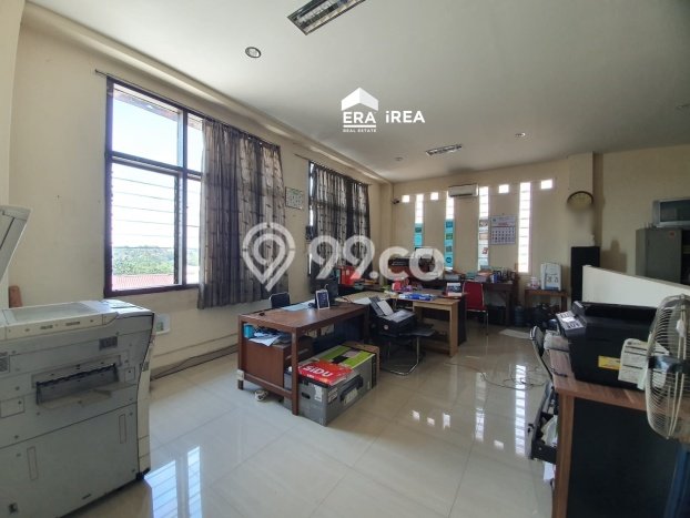 FOR SALE! Komersial di Jebres Surakarta, LT 1011m2, LB 1500m2 FOR SALE! Komersial di Jebres Surakarta, LT 1011m2, LB 1500m2