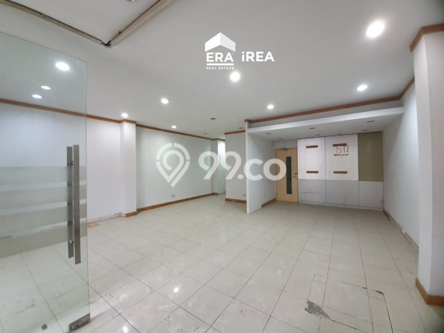 Ruko untuk disewa di Banjarsari punya LT 102m2 & LB 170m2 harga sewa kompetitif Ruko untuk disewa di Banjarsari punya LT 102m2 & LB 170m2 harga sewa kompetitif