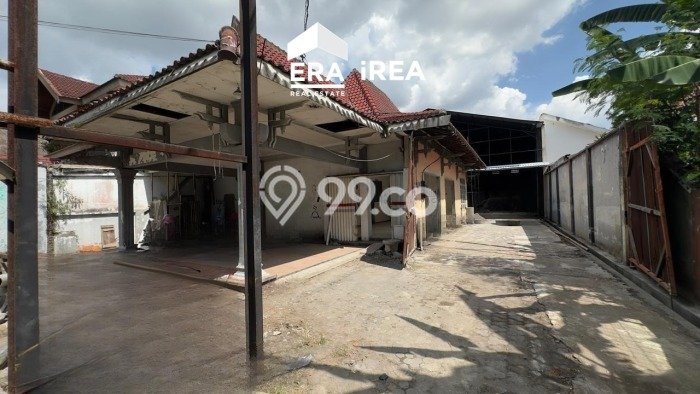 Komersial Disewakan Cepat di Manahan Solo LB 500m2 Komersial Disewakan Cepat di Manahan Solo LB 500m2