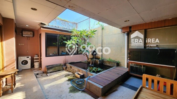 Untuk Dijual Komersial di Laweyan Solo LT 320m2 / LB 240m2 Untuk Dijual Komersial di Laweyan Solo LT 320m2 / LB 240m2