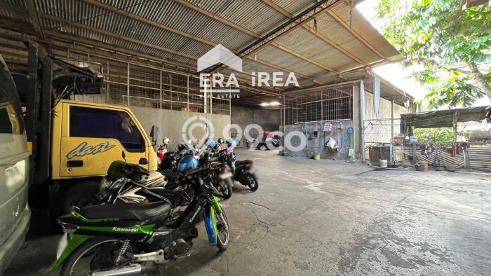 Gudang untuk disewa di Solo Baru punya LT 825m2 & LB 621m2 harga sewa kompetitif Gudang untuk disewa di Solo Baru punya LT 825m2 & LB 621m2 harga sewa kompetitif