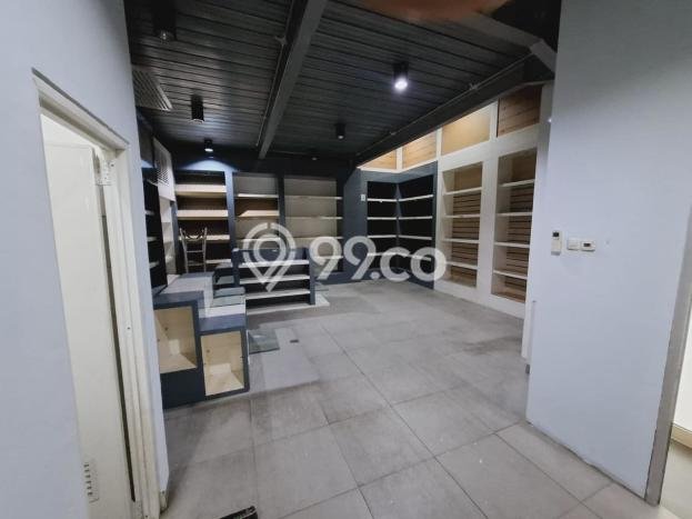 Untuk Dijual! Gudang di Kapuk Kamal Jakarta Barat LT 397m2 / LB 545m2 Kawasan Strategis Untuk Dijual! Gudang di Kapuk Kamal Jakarta Barat LT 397m2 / LB 545m2 Kawasan Strategis