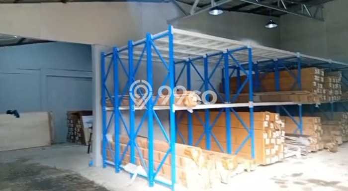 Unit Gudang Dijual di Jakarta Utara LT 1260m2 & LB 1260m2 Unit Gudang Dijual di Jakarta Utara LT 1260m2 & LB 1260m2