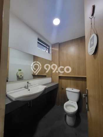 Unit Gudang Dijual di Jakarta Barat LT 252m2 & LB 369m2 Unit Gudang Dijual di Jakarta Barat LT 252m2 & LB 369m2