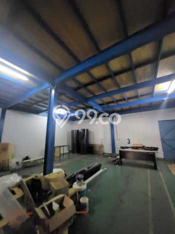 Unit Gudang Dijual di Jakarta Barat LT 252m2 & LB 369m2 Unit Gudang Dijual di Jakarta Barat LT 252m2 & LB 369m2