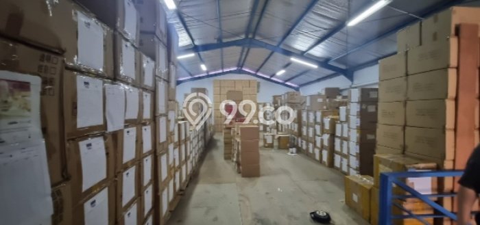 Unit Gudang Dijual di Jakarta Barat LT 252m2 & LB 369m2 Unit Gudang Dijual di Jakarta Barat LT 252m2 & LB 369m2