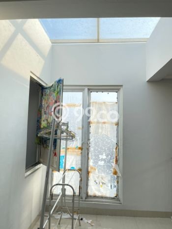 For Sale Rumah 6 Kamar Lokasi Strategis Nyaman dan Strategis di Kelapa Dua For Sale Rumah 6 Kamar Lokasi Strategis Nyaman dan Strategis di Kelapa Dua