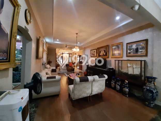 Jual Rumah Mewah Megah Dengan View Cantik di Condet, Jakarta Timur Jual Rumah Mewah Megah Dengan View Cantik di Condet, Jakarta Timur
