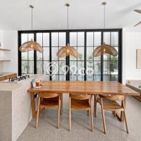 Bisnis Menjanjikan! Vila Kawasan , Area 280m2m², Posisi Strategis Bisnis Menjanjikan! Vila Kawasan , Area 280m2m², Posisi Strategis