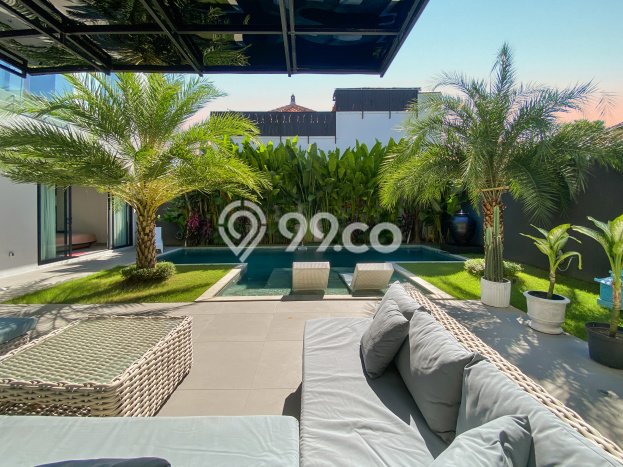 Vila Terawat Kawasan , Luas 300m2m², Lokasi Strategis dengan akses bagus Vila Terawat Kawasan , Luas 300m2m², Lokasi Strategis dengan akses bagus