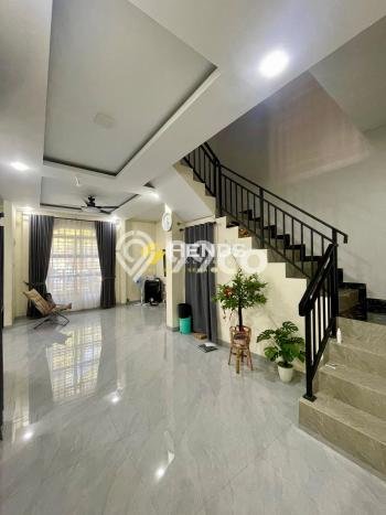 KESEMPATAN TERBAIK! Bisa KPR Rumah Minimalis lokasi , Batam, Luas 177m2m² LB 220m2m² KESEMPATAN TERBAIK! Bisa KPR Rumah Minimalis lokasi , Batam, Luas 177m2m² LB 220m2m²