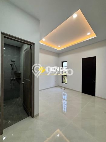 Ready to Use! Luxury House LT 144m2 Desain Elegan di Batam Centre Ready to Use! Luxury House LT 144m2 Desain Elegan di Batam Centre