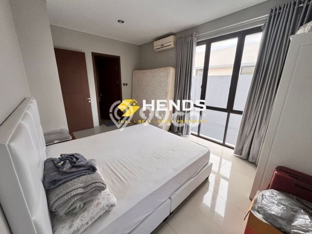 Jual Rumah Luas Elegan Dengan View Cantik di Batam Centre, Batam Jual Rumah Luas Elegan Dengan View Cantik di Batam Centre, Batam