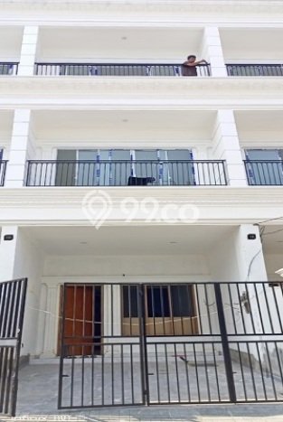 Jual Rumah Mewah Elegan Dengan View Cantik di Tanjung Duren Utara, Jakarta Barat Jual Rumah Mewah Elegan Dengan View Cantik di Tanjung Duren Utara, Jakarta Barat
