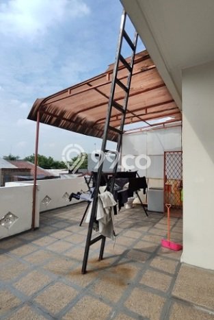Dijual Hunian Rumah Nyaman 5 KT di Tanjung Duren, Jakarta Barat Dijual Hunian Rumah Nyaman 5 KT di Tanjung Duren, Jakarta Barat
