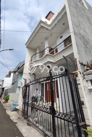 Dijual Hunian Rumah Nyaman 5 KT di Tanjung Duren, Jakarta Barat Dijual Hunian Rumah Nyaman 5 KT di Tanjung Duren, Jakarta Barat