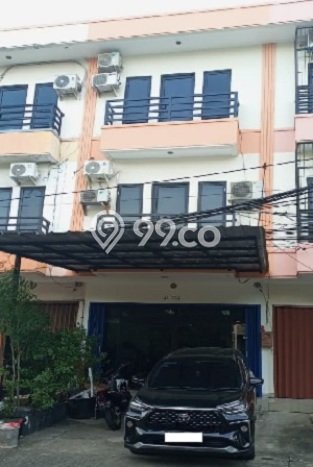 Ruko Dijual di Prime Area Jakarta Barat Luas 189m2 Ruko Dijual di Prime Area Jakarta Barat Luas 189m2