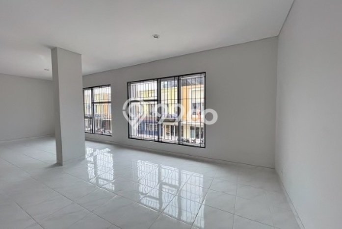Ruko Dijual di Prime Area Tangerang Luas 162m2 Ruko Dijual di Prime Area Tangerang Luas 162m2