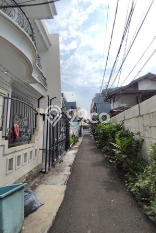 Hunian Nyaman Asri 5 KT Siap Huni di Tanjung Duren Utara Jakarta Barat Hunian Nyaman Asri 5 KT Siap Huni di Tanjung Duren Utara Jakarta Barat