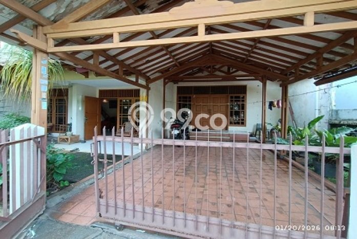 Dijual Rumah Mewah Elegan Dengan View Cantik di Puri Indah, Jakarta Barat Dijual Rumah Mewah Elegan Dengan View Cantik di Puri Indah, Jakarta Barat
