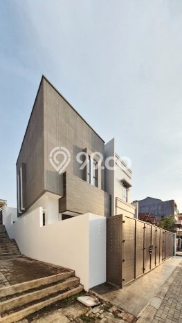 Rumah Elit Modern Tanpa Renovasi di Citra Garden Jakarta Barat Rumah Elit Modern Tanpa Renovasi di Citra Garden Jakarta Barat