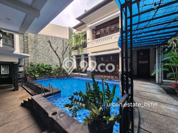 Best Deal Hunian Premium Ideal dan Luas di Menteng, Jakarta Pusat Best Deal Hunian Premium Ideal dan Luas di Menteng, Jakarta Pusat