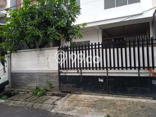 Rumah Elit Modern Tanpa Renovasi di Petojo Jakarta Pusat Rumah Elit Modern Tanpa Renovasi di Petojo Jakarta Pusat