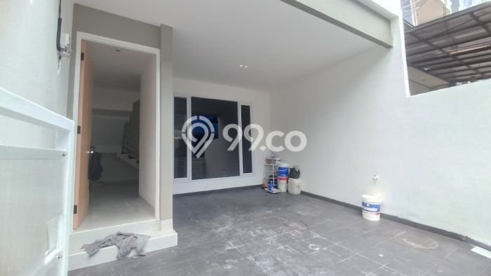 Jual Rumah Strategis Bagus Punya 3 KT di Kelapa Gading Jakarta Utara SHM Jual Rumah Strategis Bagus Punya 3 KT di Kelapa Gading Jakarta Utara SHM
