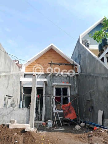 For Sale Rumah 3 Kamar Lokasi Strategis Nyaman dan Strategis di Rungkut For Sale Rumah 3 Kamar Lokasi Strategis Nyaman dan Strategis di Rungkut